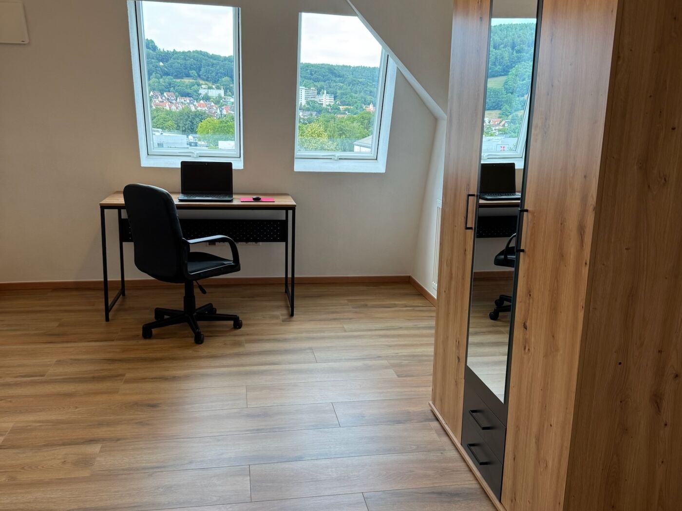 Nachher: DG-Arbeitszimmer - Kulmbach