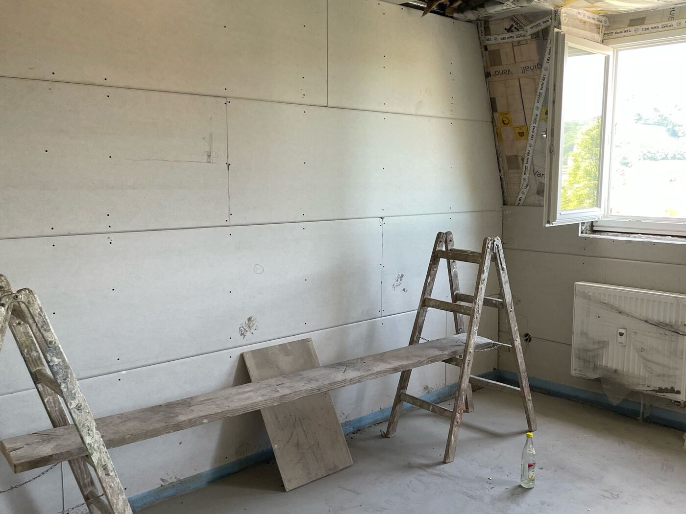 Vorher: Schlafzimmer mit Arbeitsplatz - Kulmbach